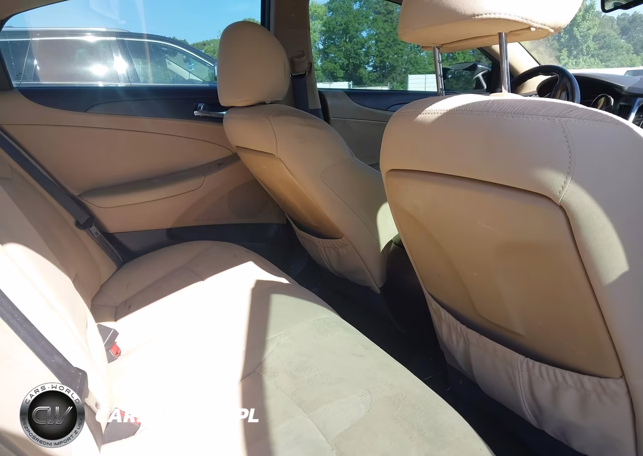 2014 Hyundai Sonata Gls VIN:5NPEB4AC7EH945750 - 8