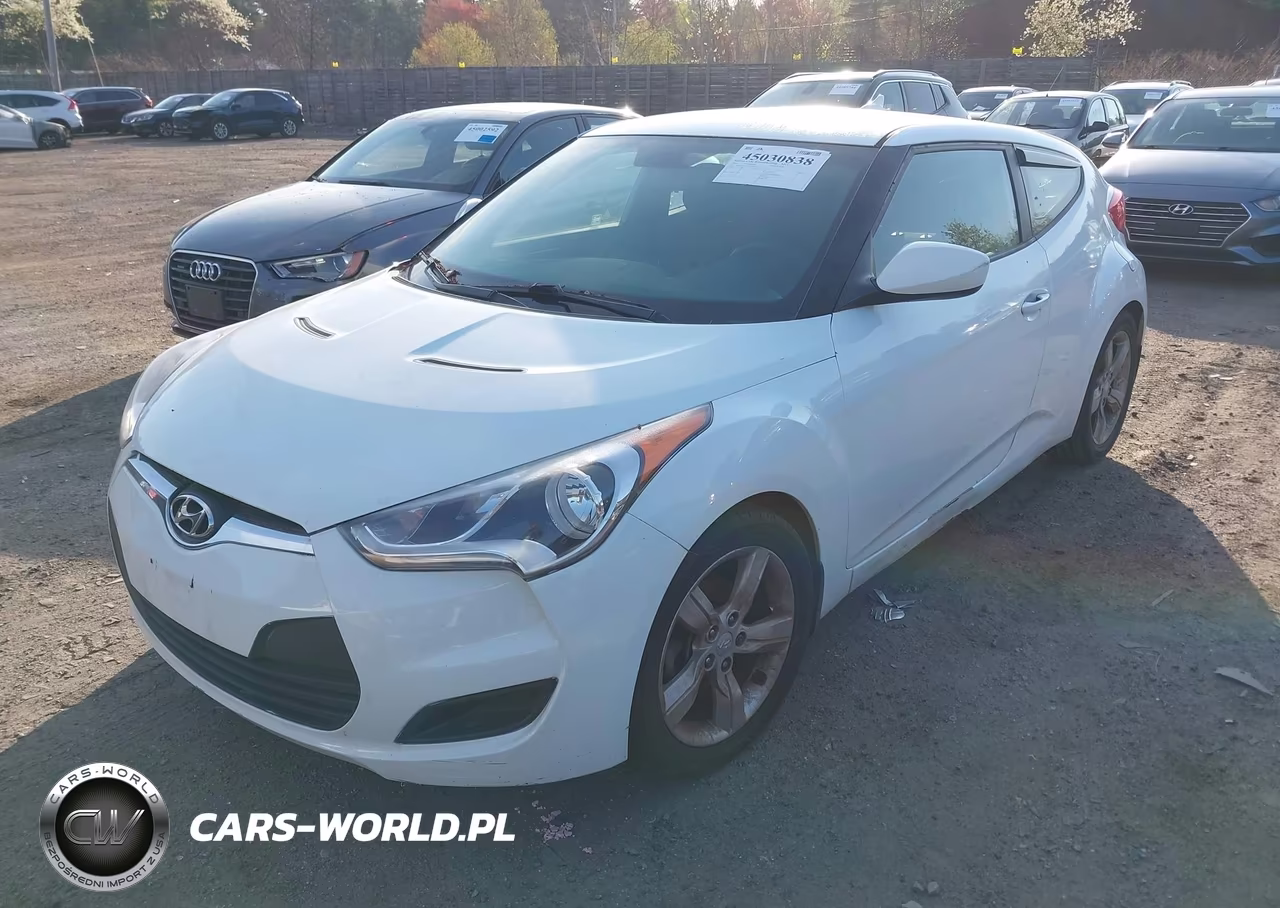 2015 Hyundai Veloster VIN:KMHTC6AD3FU231870 - 2
