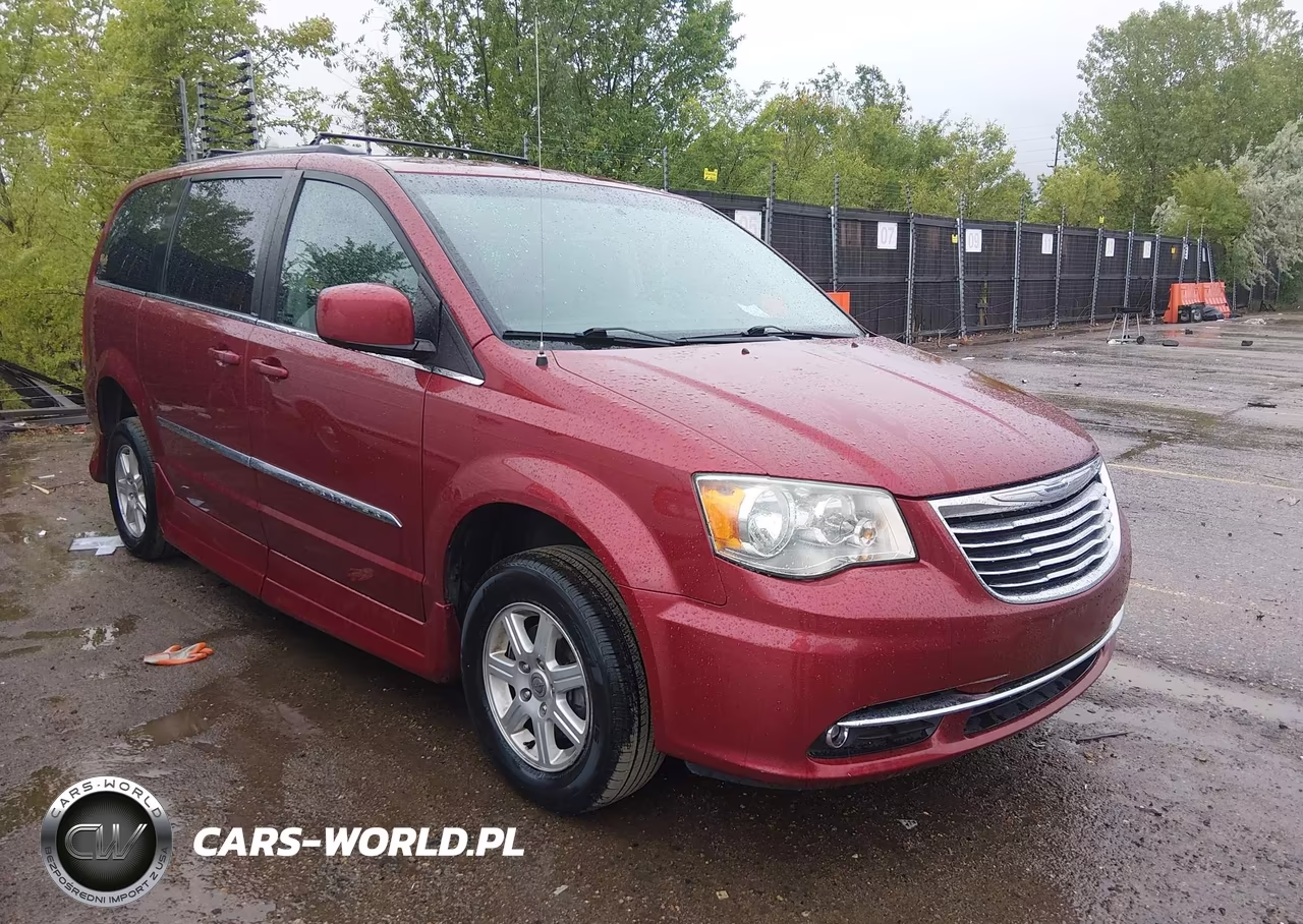 2011 Chrysler Town & Country Touring