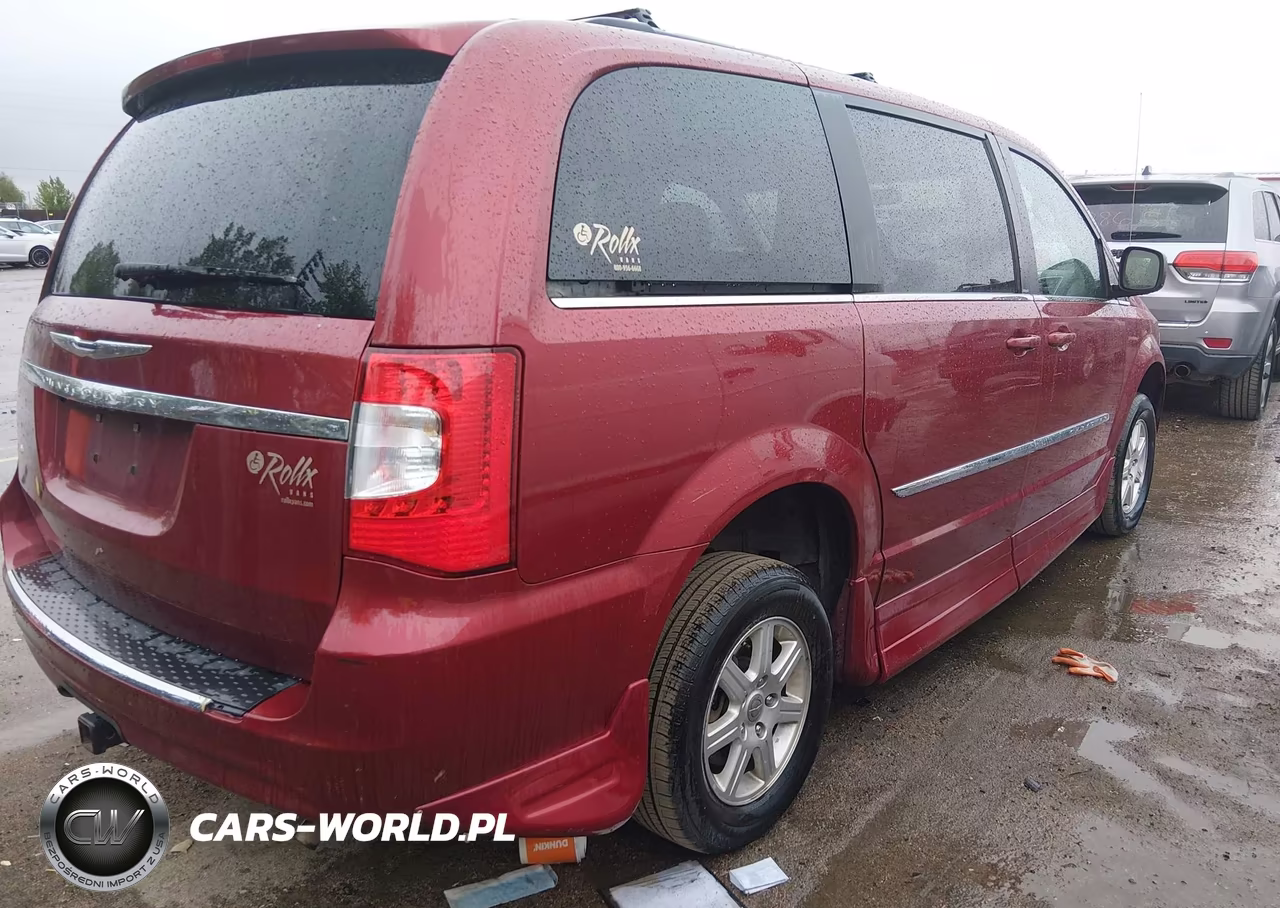 2011 Chrysler Town & Country Touring VIN:2A4RR5DG2BR605321 - 4