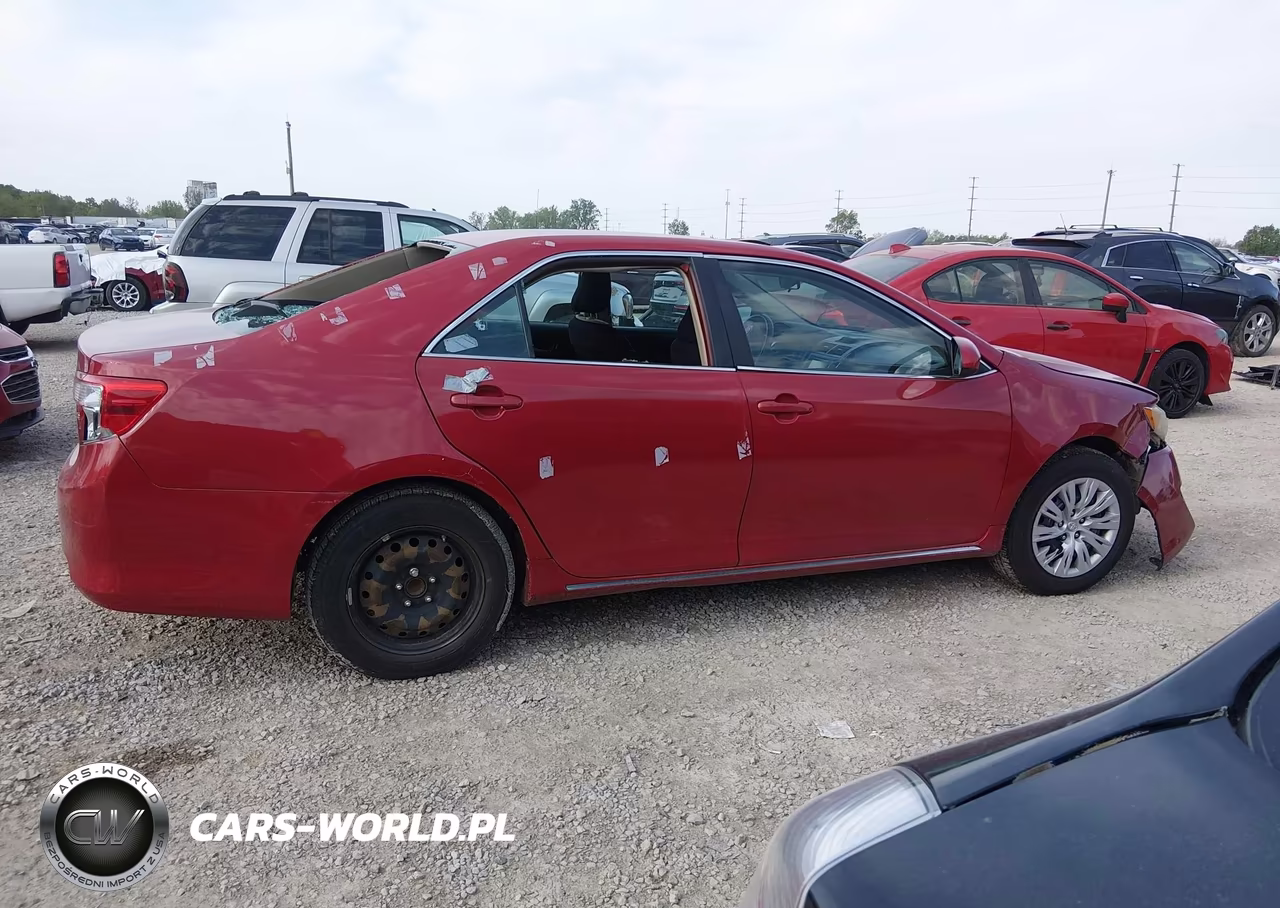 2013 Toyota Camry Le VIN:4T4BF1FK2DR298556 - 13