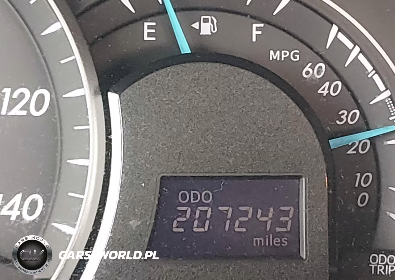 2013 Toyota Camry Le VIN:4T4BF1FK2DR298556 - 15
