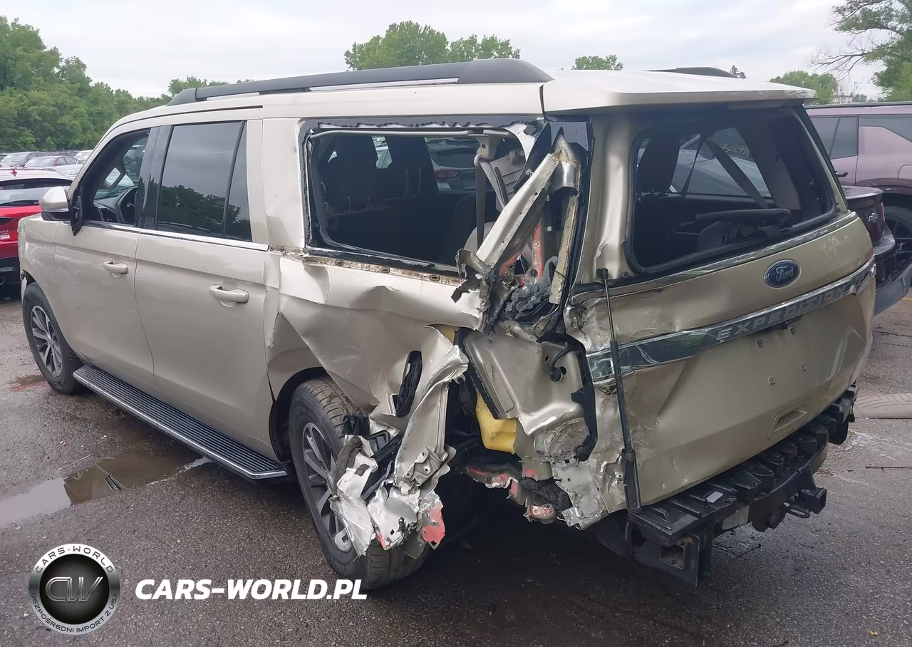 2018 Ford Expedition Max Xlt VIN:1FMJK1JT1JEA31402 - 3