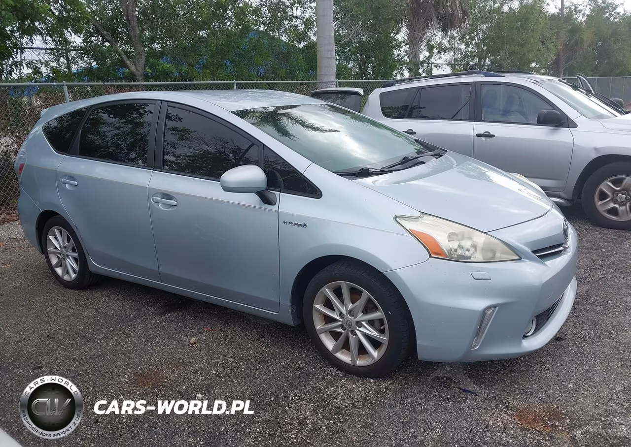 2014 Toyota Prius V Five