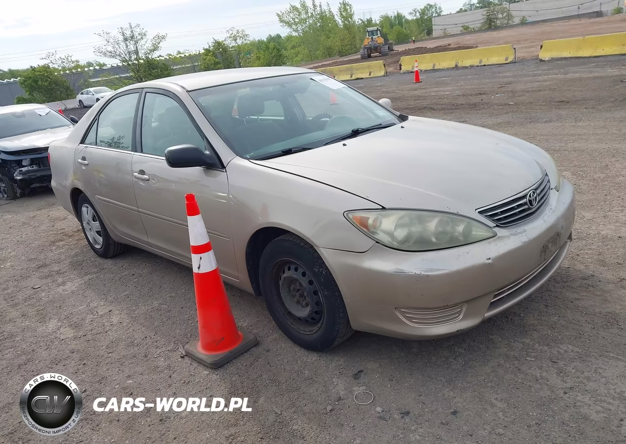 2006 Toyota Camry Le – zdjęcie 1 z 11