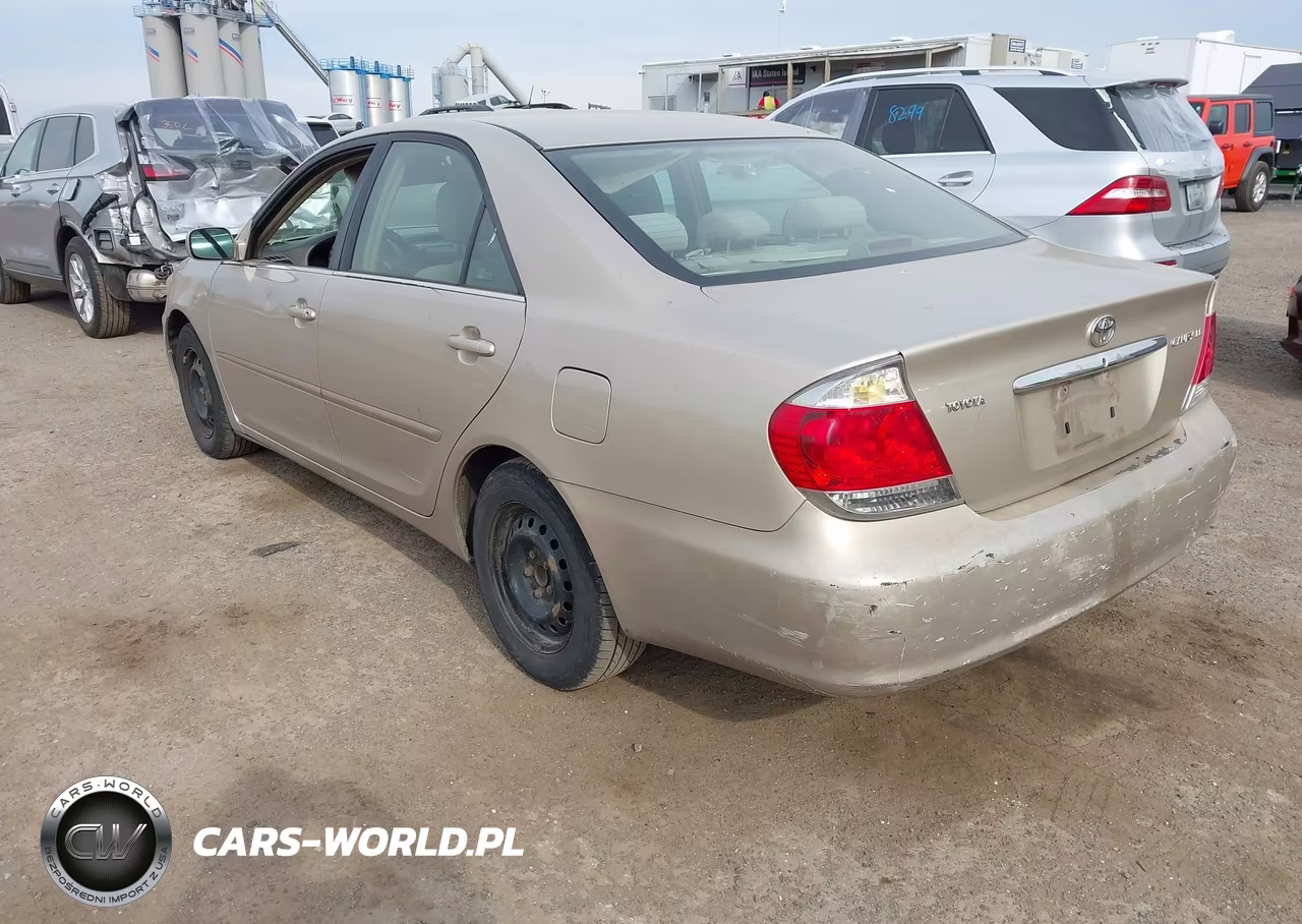 2006 Toyota Camry Le VIN:4T1BE32K66U740577 - 3