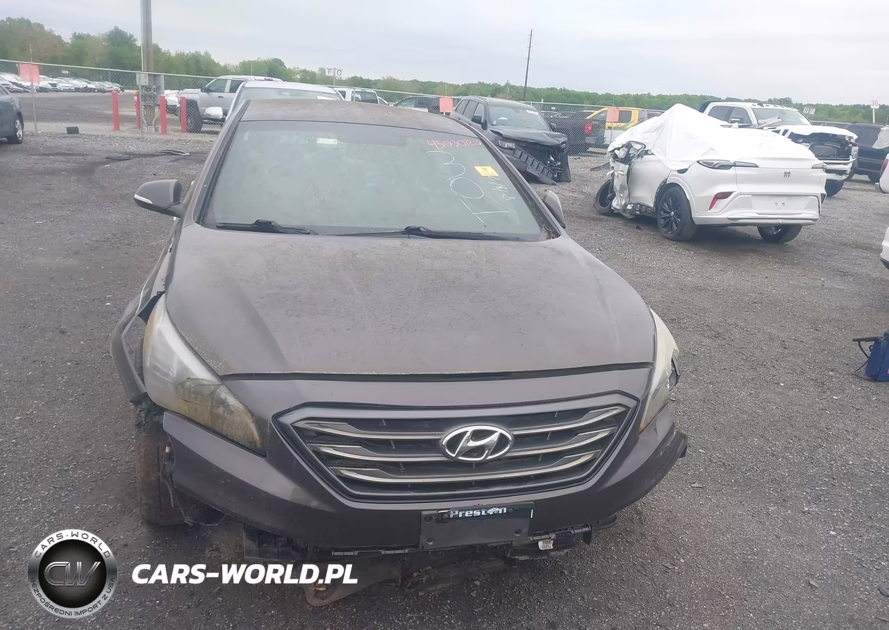 2015 Hyundai Sonata Sport 2.0T VIN:5NPE34AB5FH105424 - 12