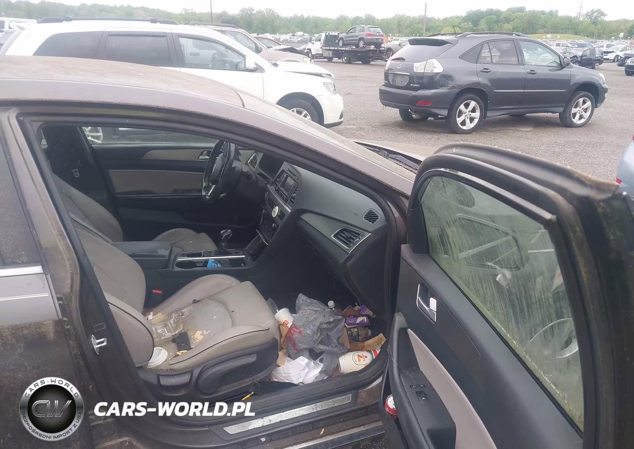 2015 Hyundai Sonata Sport 2.0T VIN:5NPE34AB5FH105424 - 5