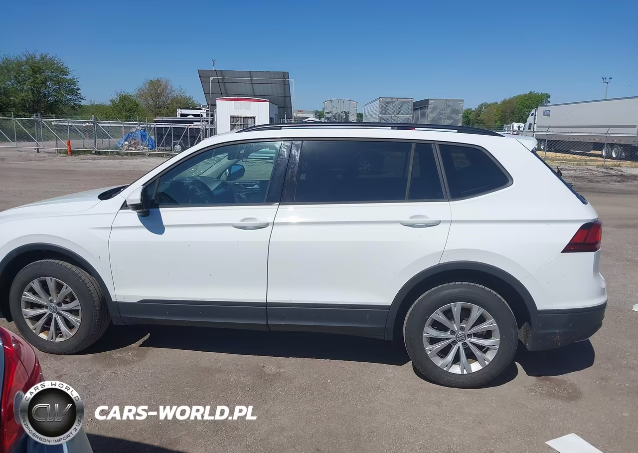 2018 Volkswagen Tiguan 2.0T S VIN:3VV0B7AX4JM131639 - 14