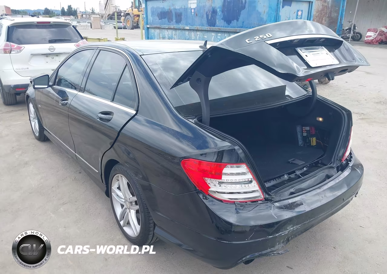 2012 Mercedes-Benz C 250 Sport VIN:WDDGF4HB0CR235224 - 3