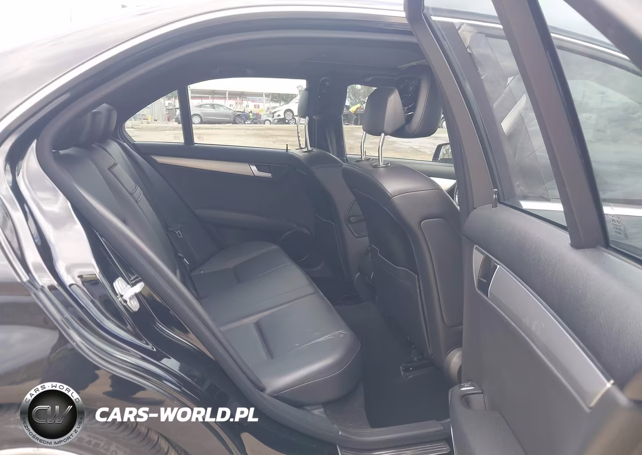 2012 Mercedes-Benz C 250 Sport VIN:WDDGF4HB0CR235224 - 8