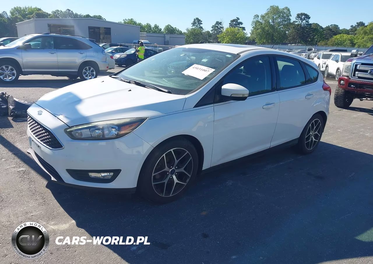 2017 Ford Focus Sel VIN:1FADP3M28HL227317 - 2