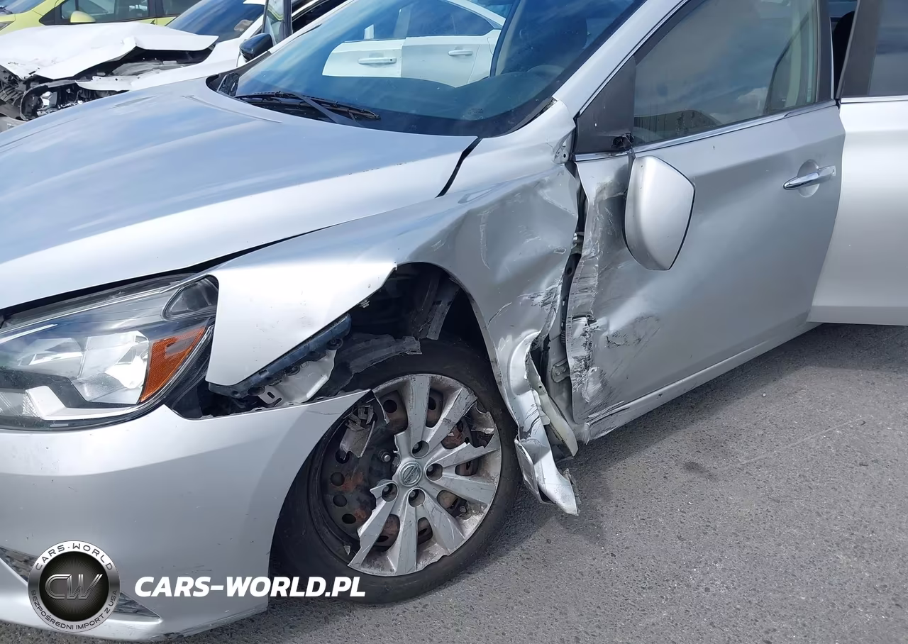 2016 Nissan Sentra S VIN:3N1AB7AP1GY295132 - 6