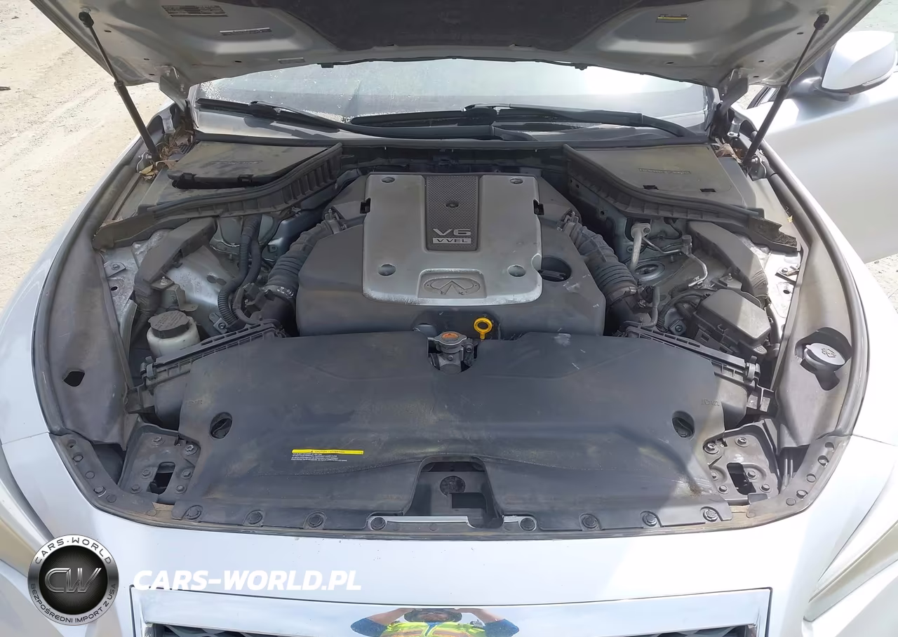 2014 Infiniti Q50 Premium VIN:JN1BV7AP7EM690587 - 10