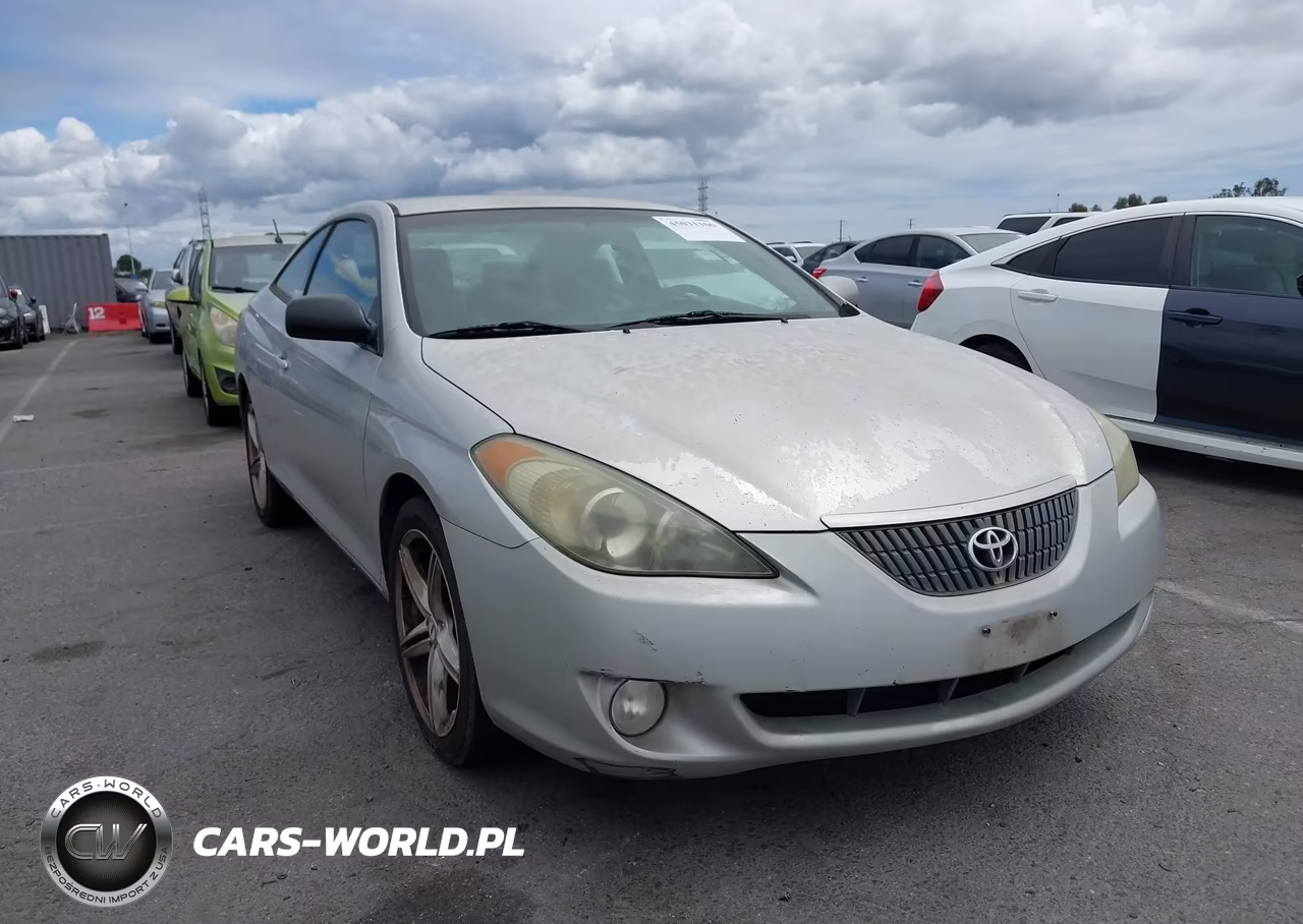 2005 Toyota Camry Solara Se