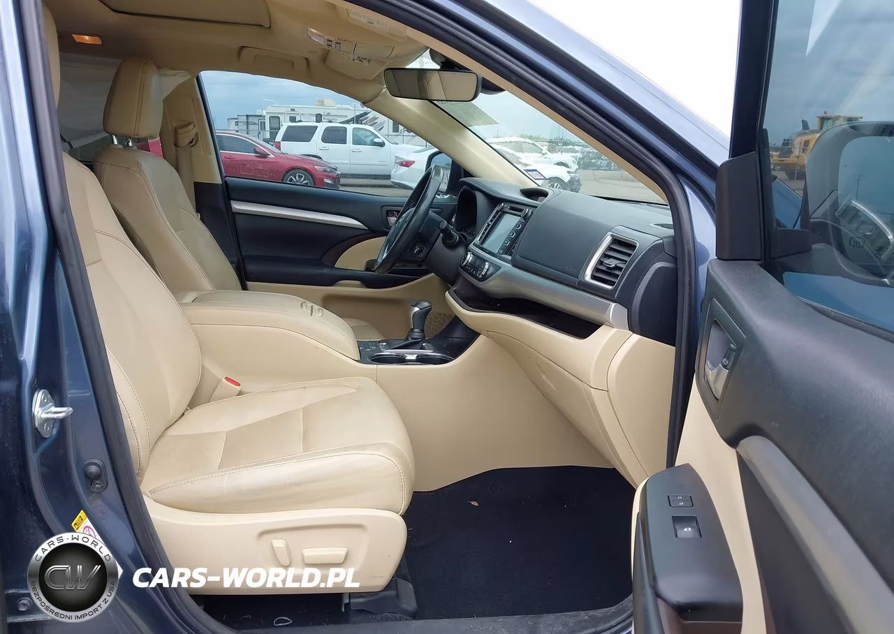2018 Toyota Highlander Xle VIN:5TDKZRFH8JS281012 - 5