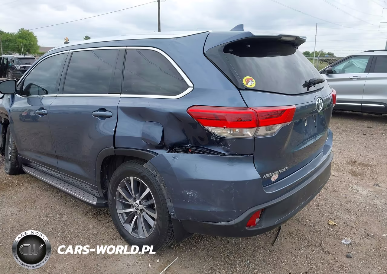 2018 Toyota Highlander Xle VIN:5TDKZRFH8JS281012 - 6