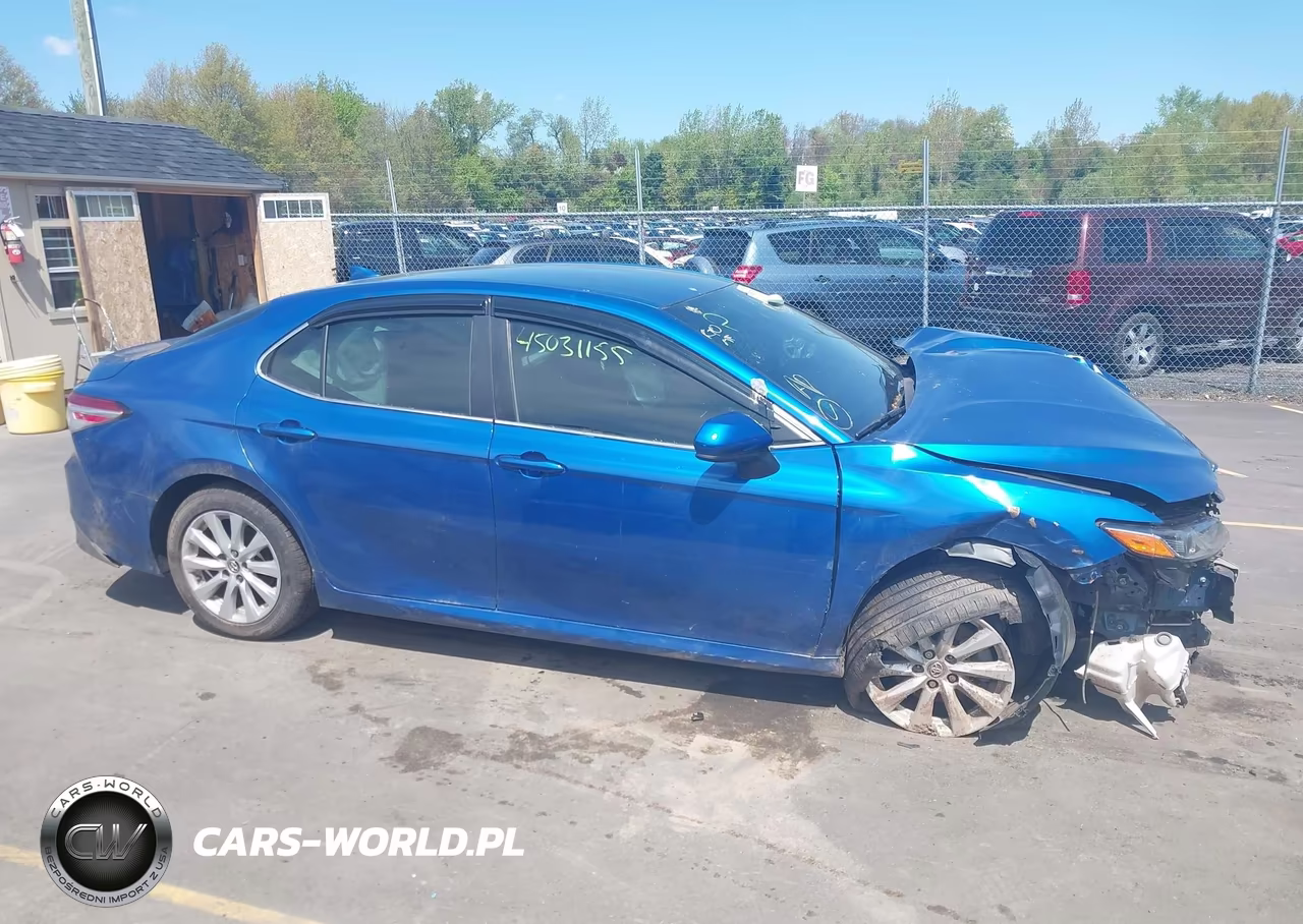 2019 Toyota Camry Le VIN:4T1B11HK0KU253327 - 14