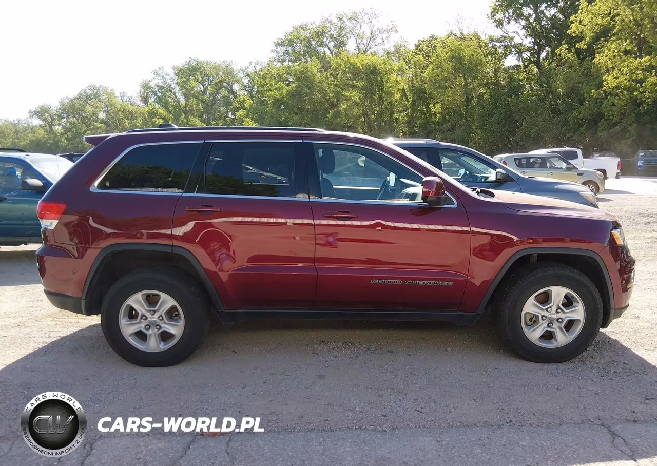 2017 Jeep Grand Cherokee Laredo 4X4 VIN:1C4RJFAG6HC622423 - 13