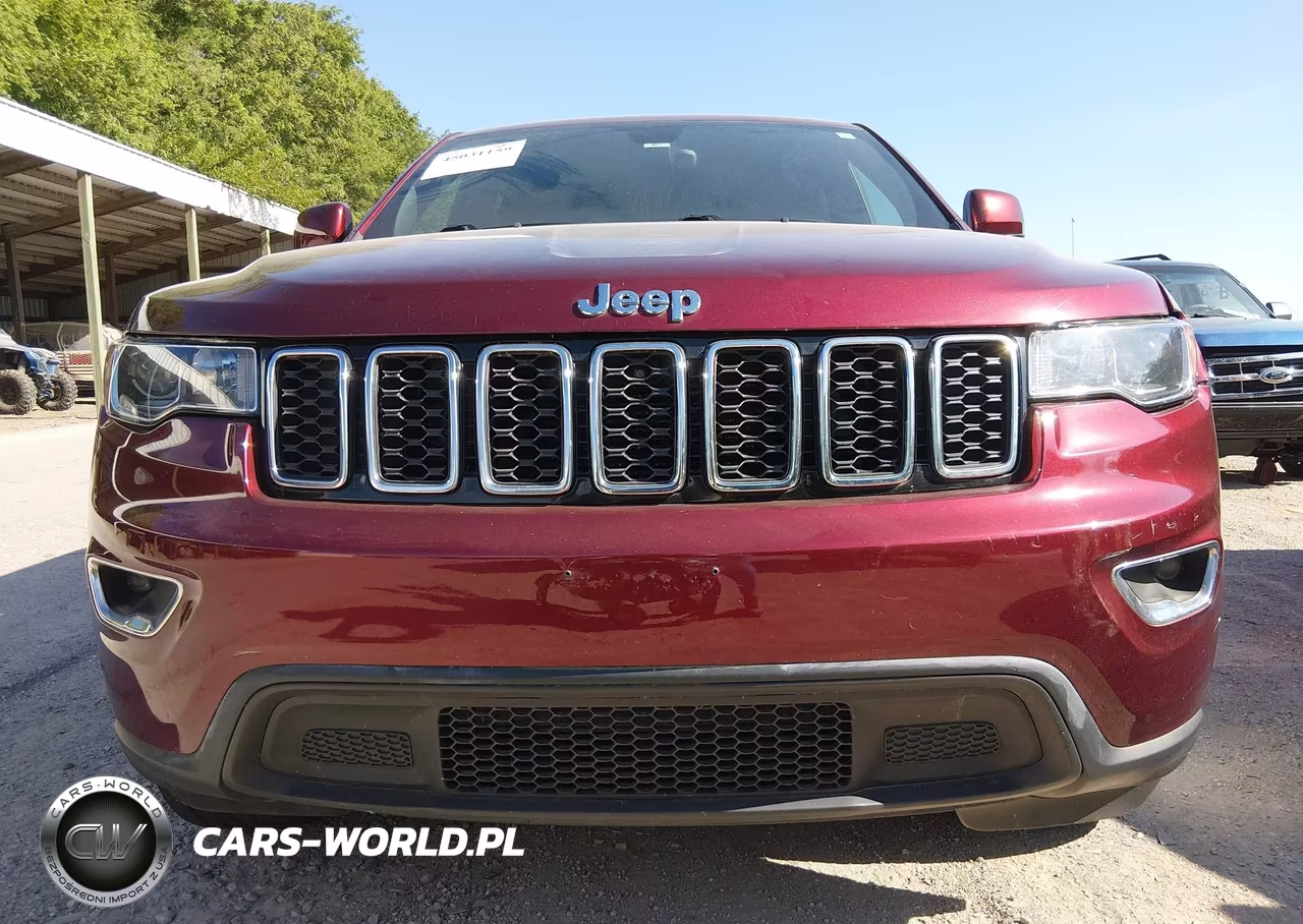 2017 Jeep Grand Cherokee Laredo 4X4 VIN:1C4RJFAG6HC622423 - 17