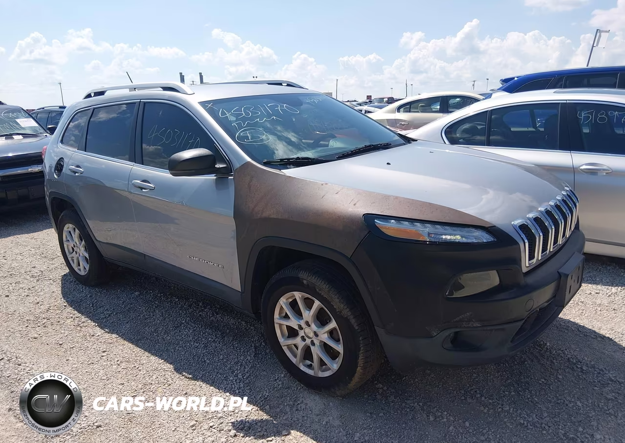 2015 Jeep Cherokee Latitude – zdjęcie 1 z 16