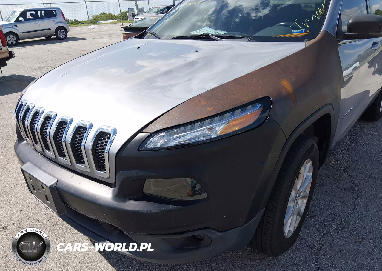 2015 Jeep Cherokee Latitude VIN:1C4PJMCB2FW649837 - 6