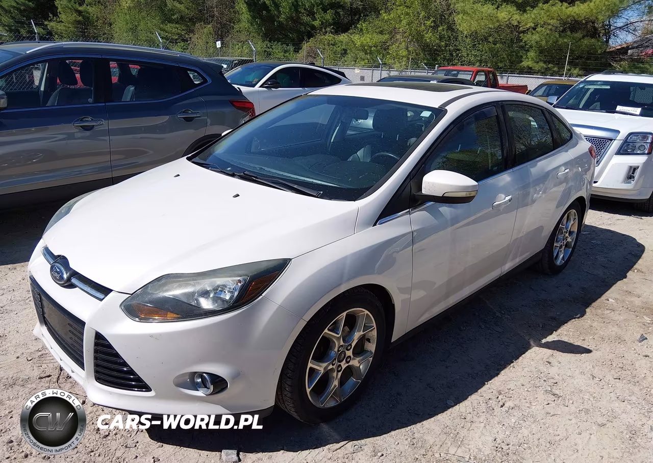 2014 Ford Focus Titanium VIN:1FADP3J24EL292715 - 2