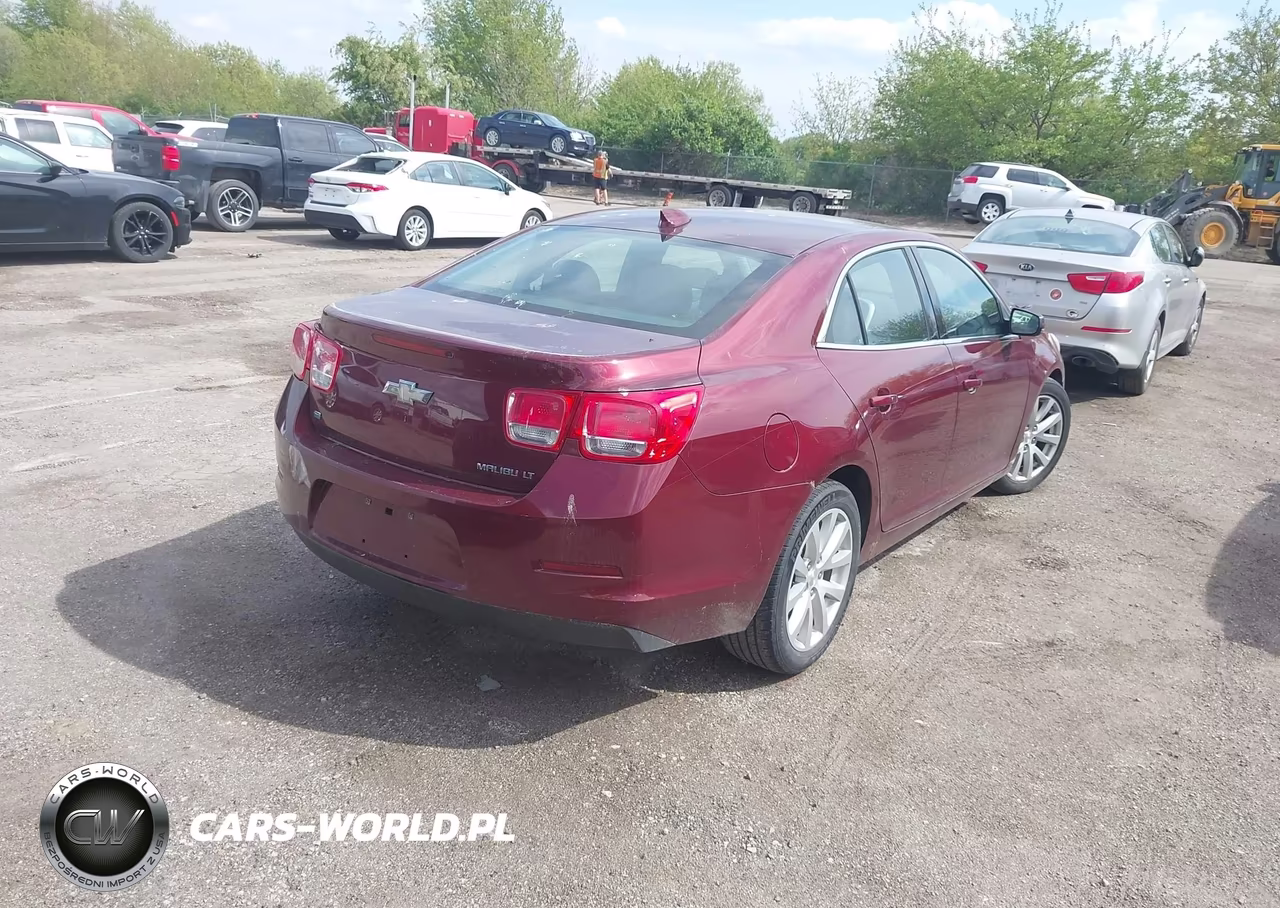 2015 Chevrolet Malibu 2Lt VIN:1G11D5SL1FF125696 - 4