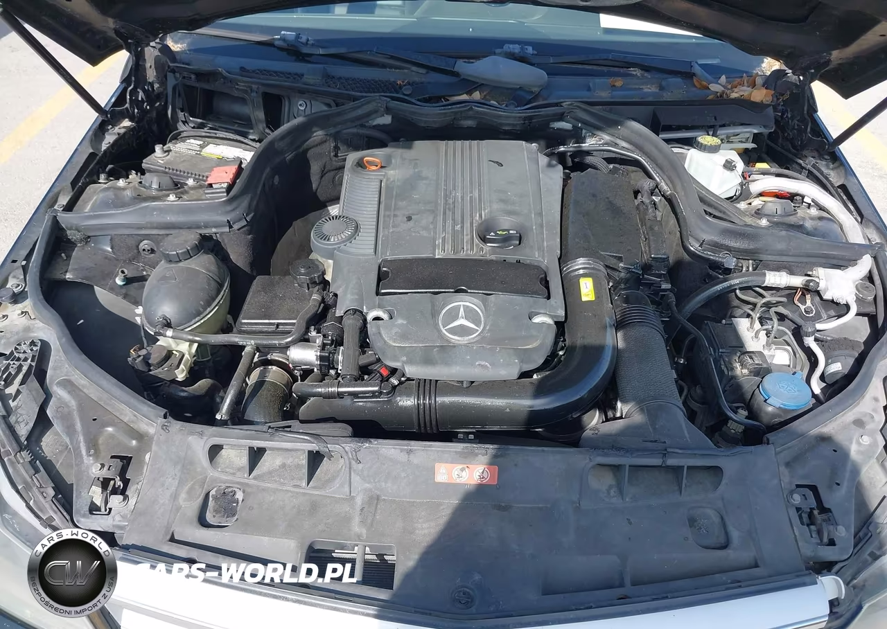 2012 Mercedes-Benz C 250 Sport VIN:WDDGF4HB1CR215807 - 10
