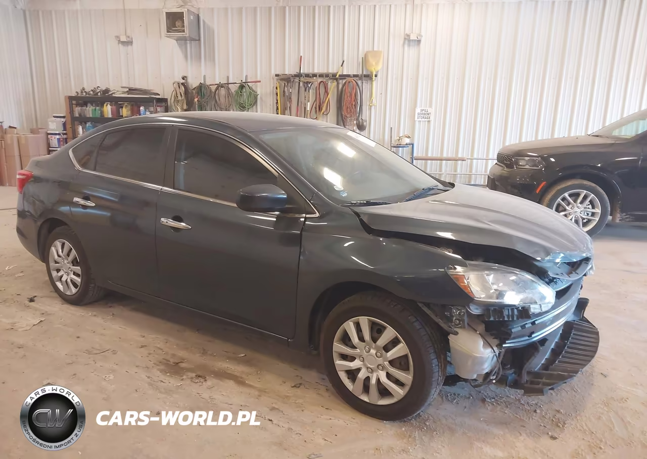 2016 Nissan Sentra S – zdjęcie 1 z 11