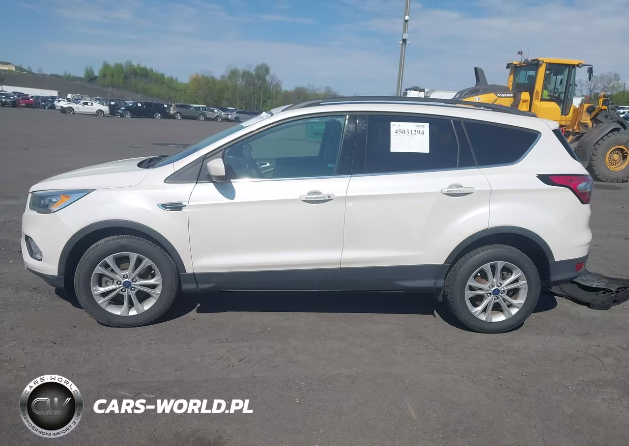 2017 Ford Escape Se VIN:1FMCU9GD8HUB95019 - 14