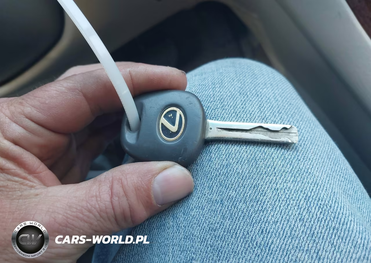2005 Lexus Es 330 VIN:JTHBA30G855093136 - 11