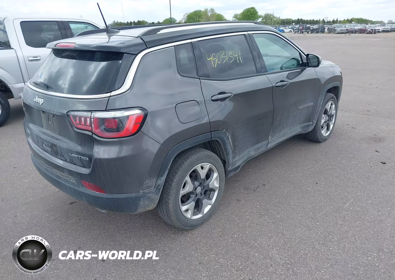 2018 Jeep Compass Limited 4X4 VIN:3C4NJDCB7JT104481 - 4