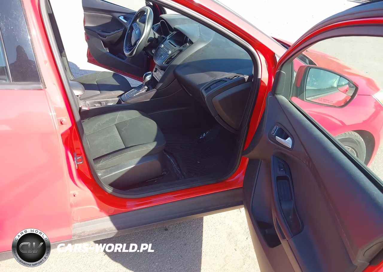 2015 Ford Focus Se VIN:1FADP3F21FL316723 - 5