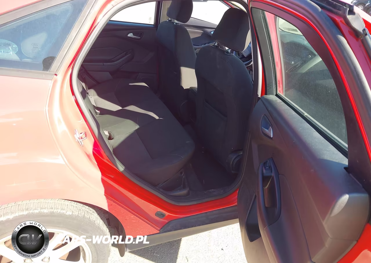 2015 Ford Focus Se VIN:1FADP3F21FL316723 - 8