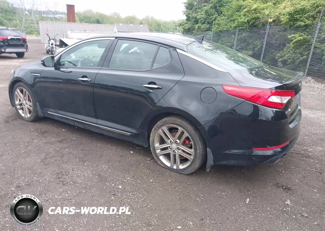 2013 Kia Optima Sx VIN:5XXGR4A66DG120940 - 3