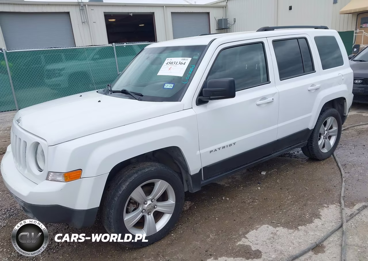 2016 Jeep Patriot Latitude VIN:1C4NJRFB0GD718313 - 17