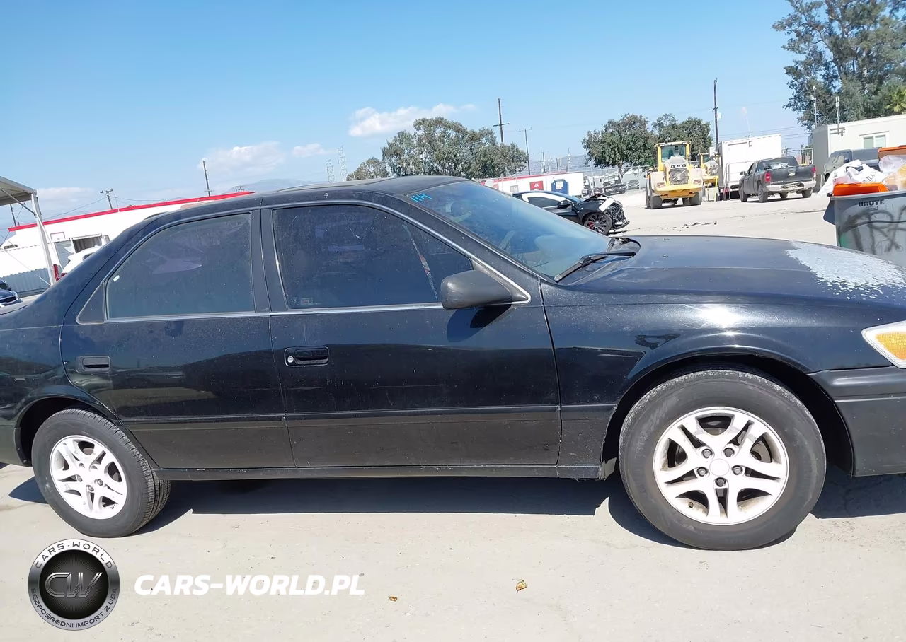 2000 Toyota Camry Le VIN:4T1BG22K2YU923417 - 13