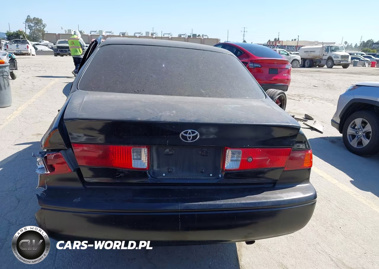 2000 Toyota Camry Le VIN:4T1BG22K2YU923417 - 16