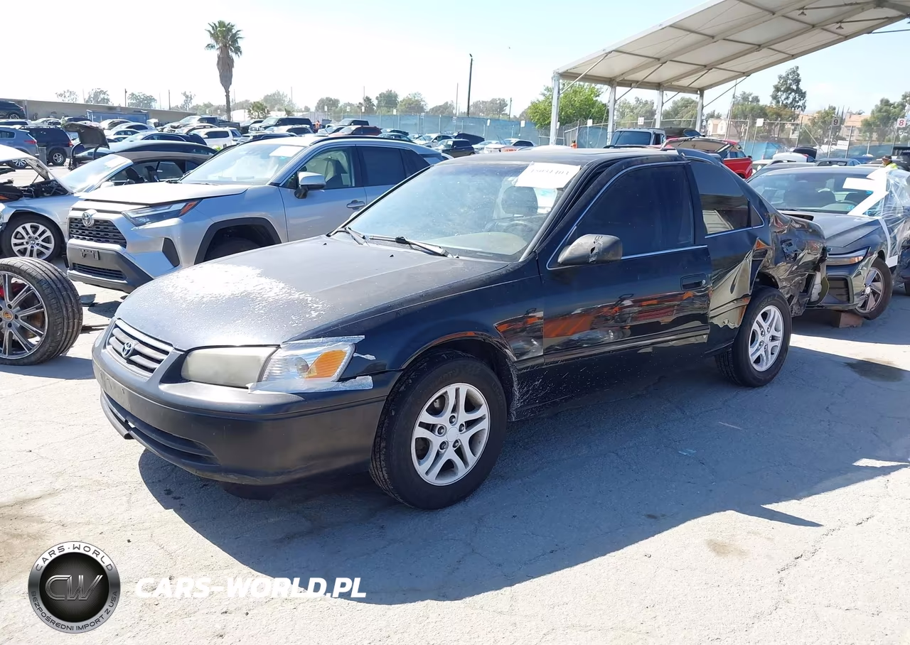 2000 Toyota Camry Le VIN:4T1BG22K2YU923417 - 2