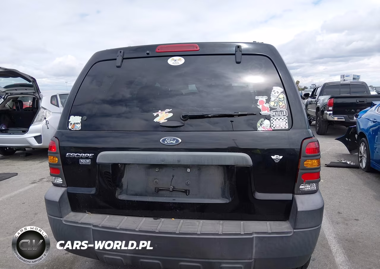 2005 Ford Escape Xlt VIN:1FMCU03155KE40146 - 16