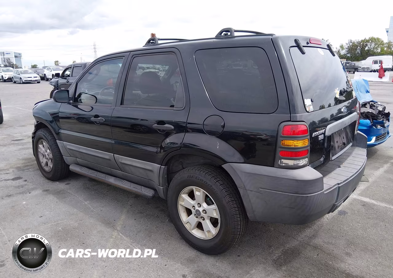 2005 Ford Escape Xlt VIN:1FMCU03155KE40146 - 3