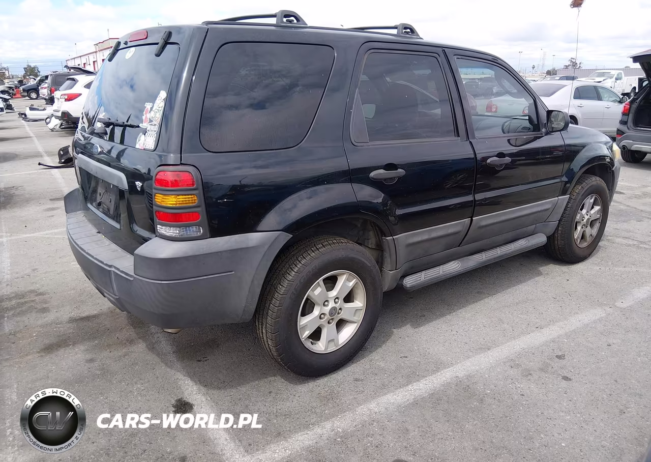 2005 Ford Escape Xlt VIN:1FMCU03155KE40146 - 4