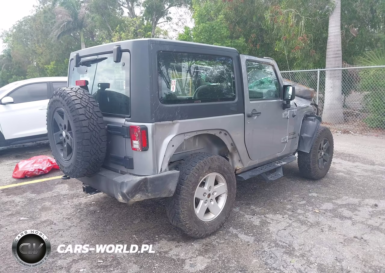 2017 Jeep Wrangler Sport 4X4 VIN:1C4GJWAG9HL601041 - 4