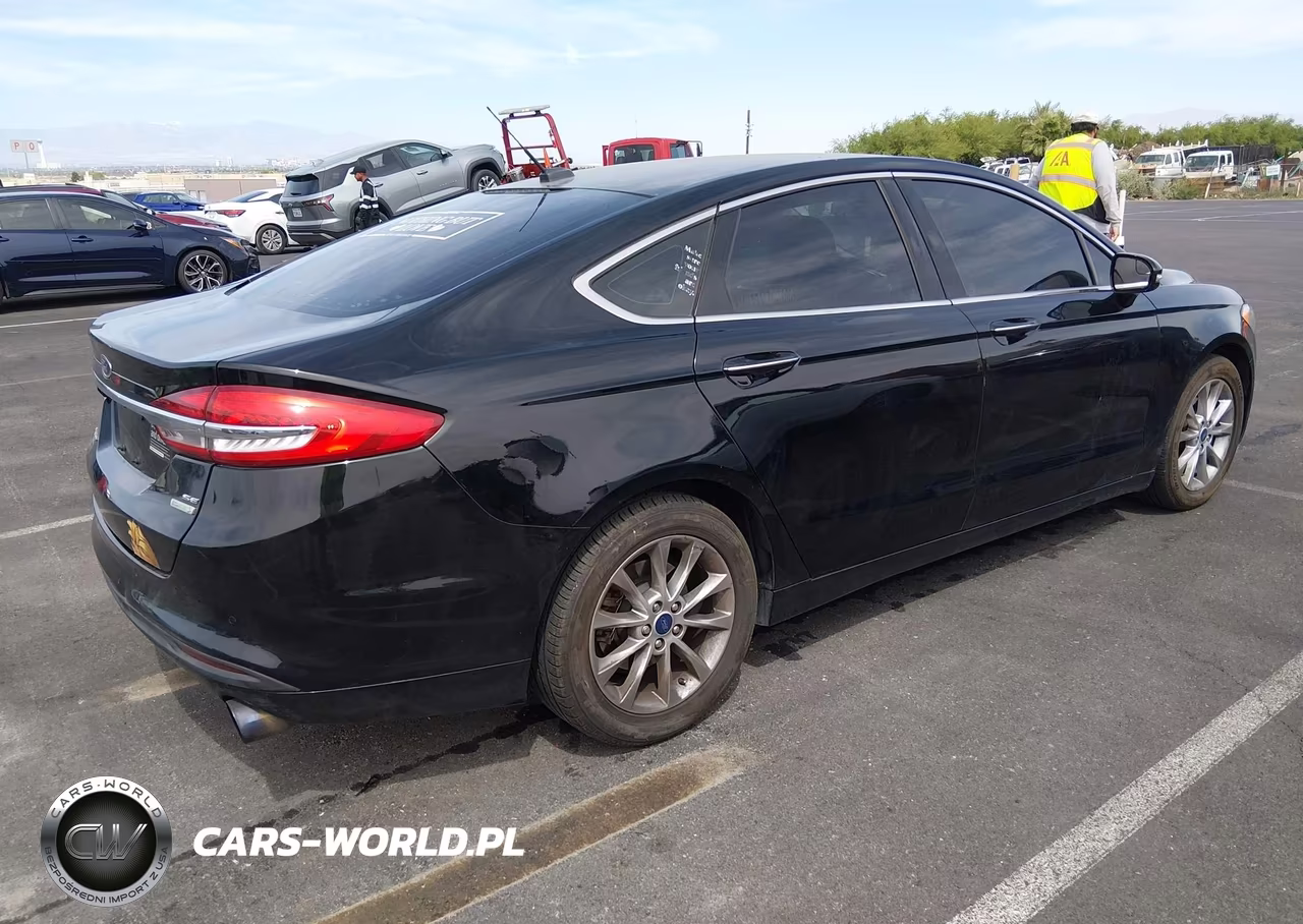 2017 Ford Fusion Se VIN:3FA6P0HD0HR145053 - 4