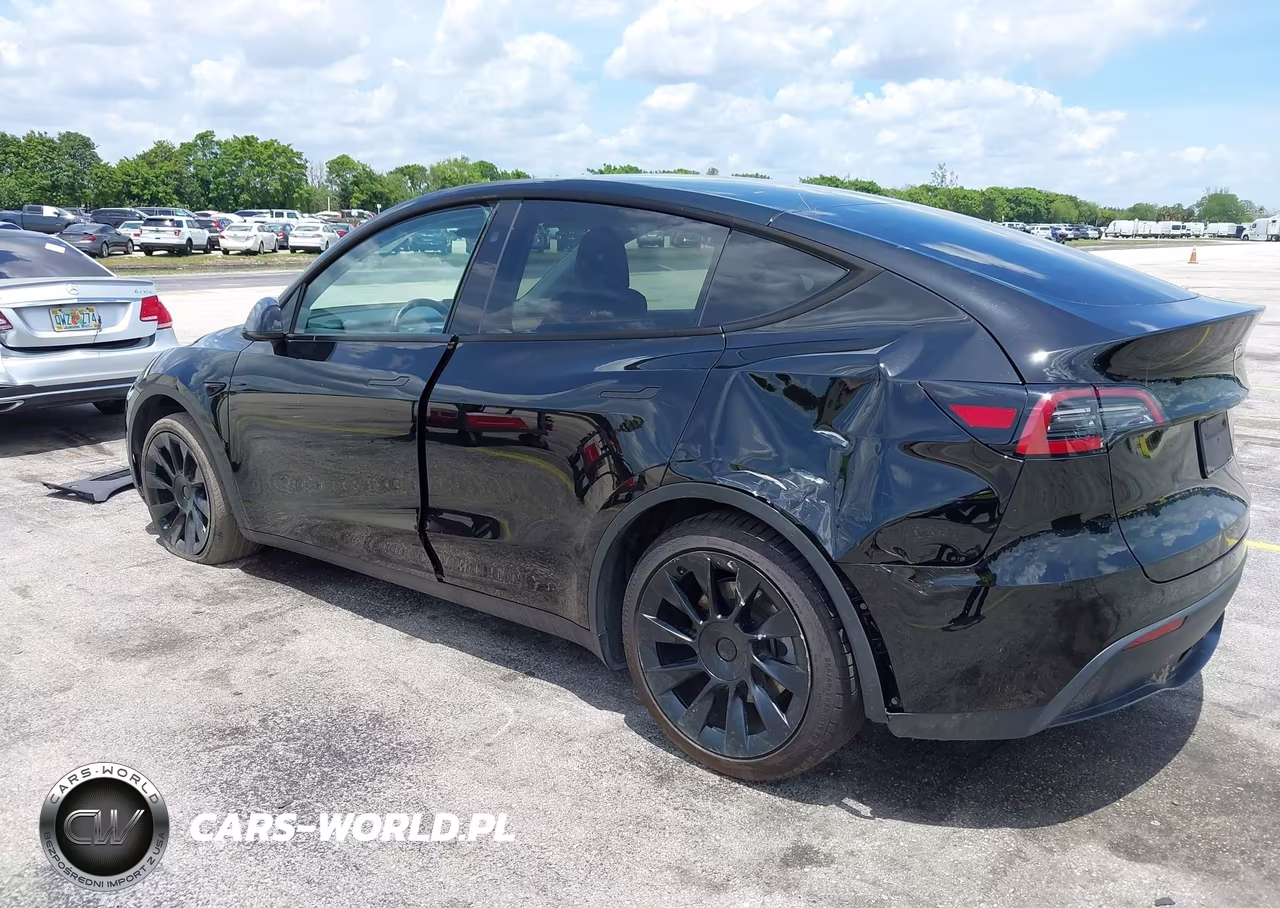 2023 Tesla Model Y Awd-Long Range Dual Motor All-Wheel Drive VIN:7SAYGDEE3PA157883 - 6