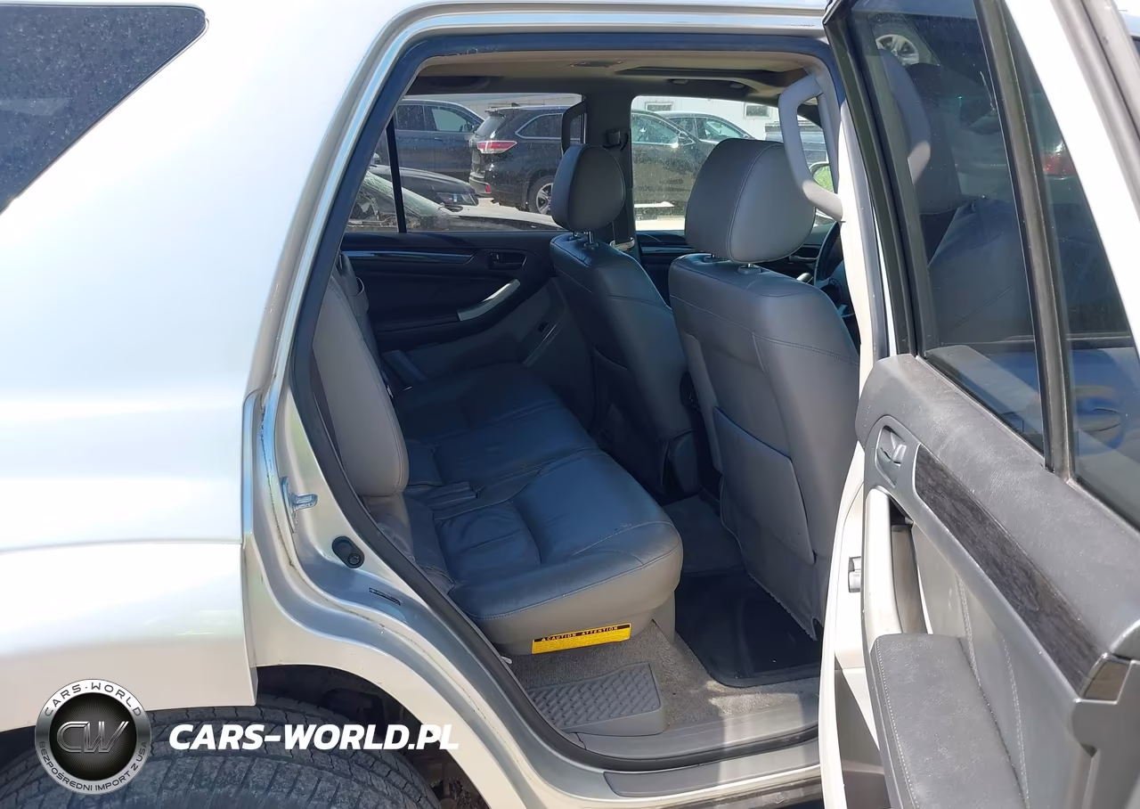2007 Toyota 4Runner Limited V8 VIN:JTEBT17R470065997 - 8