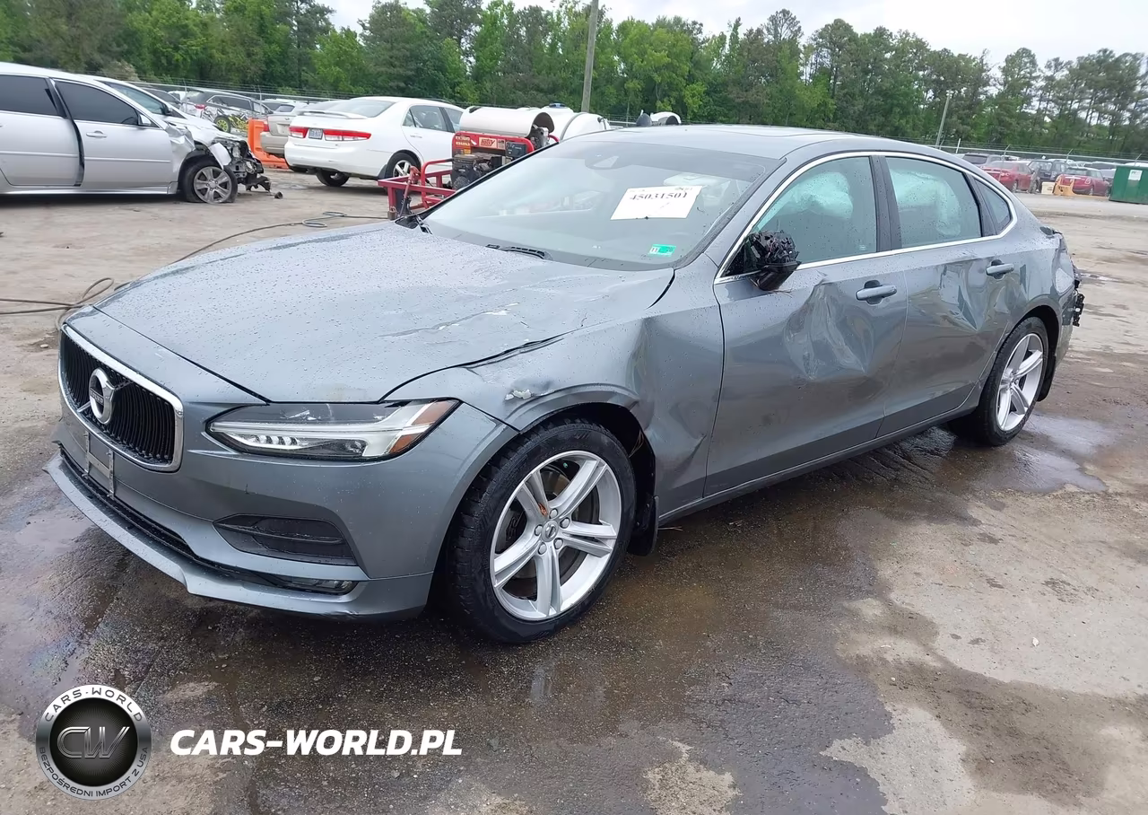 2018 Volvo S90 T5 Momentum VIN:LVY982MK3JP025662 - 2