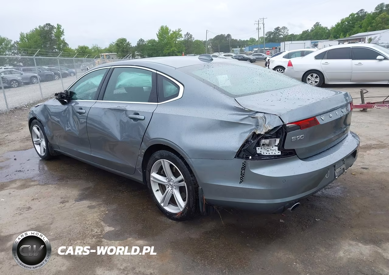 2018 Volvo S90 T5 Momentum VIN:LVY982MK3JP025662 - 3