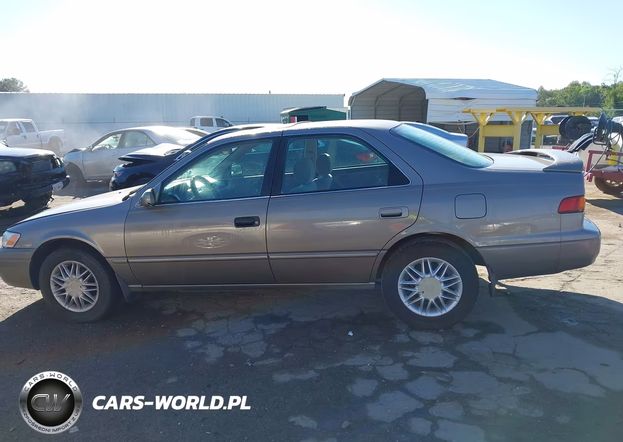 1999 Toyota Camry Le VIN:4T1BG22K7XU872852 - 14